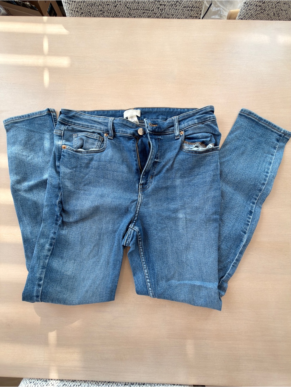 H&M Women's Blue Skinny Jeans - Faded Indigo Wash